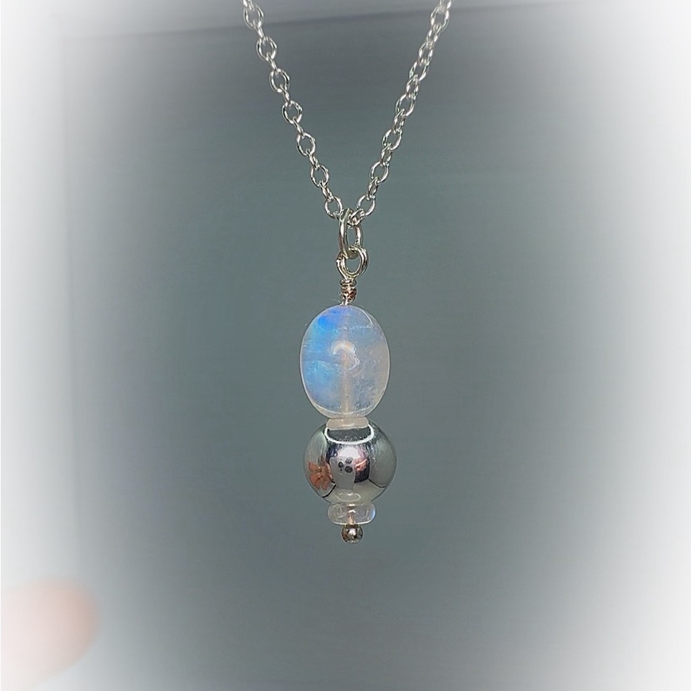 Elegant Hand Crafted Silver and Moonstone Pendant Necklace!